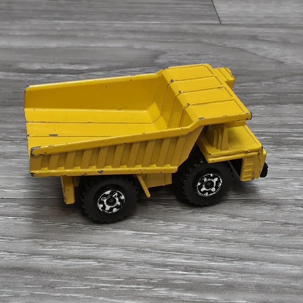 Matchbox Superfast No. 58 Faun Dump Truck 1976